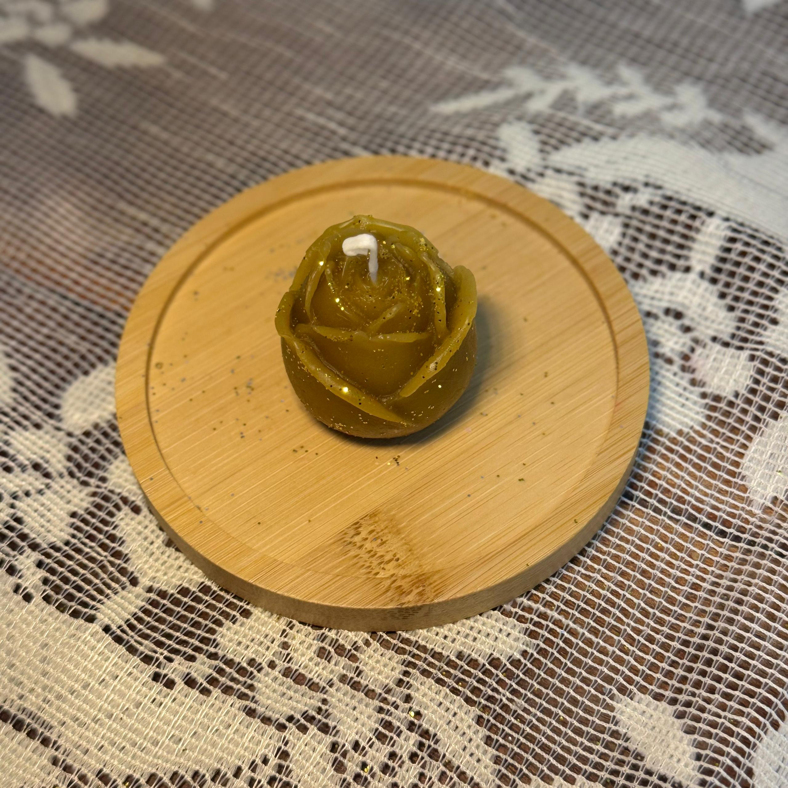 Vela natural de flor cubo pequeño
